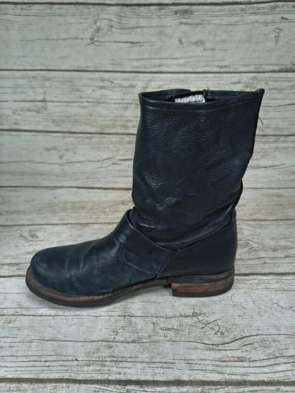 Frye Black Leather Engineer Moto Boots Size 6 B Women - Picture 9 of 11